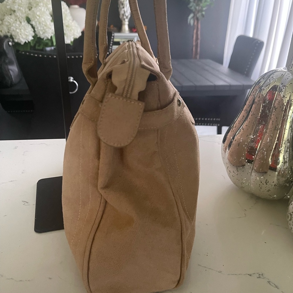 Jessica Simpson Beige Tote Bag - Picture 3 of 8